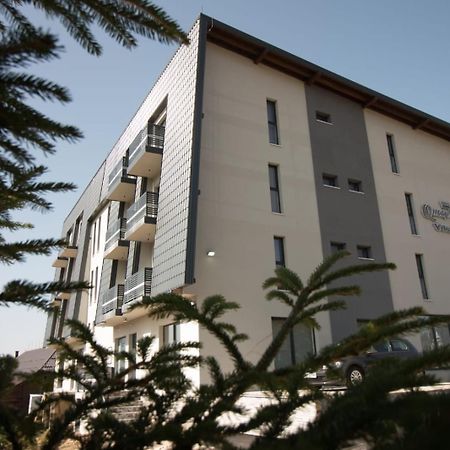 Aparthotel "Queen Zina" Vlasic Exterior photo